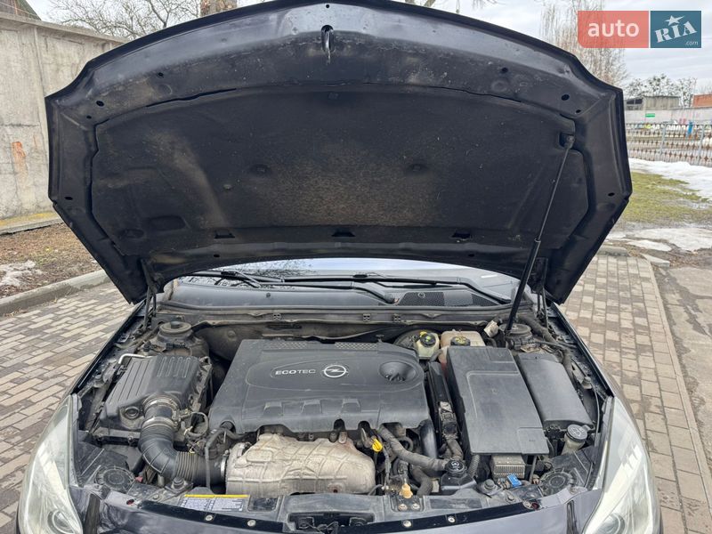 Универсал Opel Insignia 2009 в Лубнах