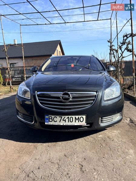 Opel Insignia 2011