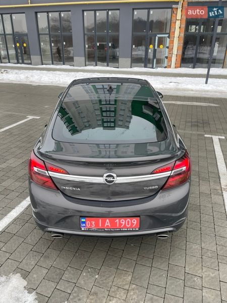 Седан Opel Insignia 2016 в Львове