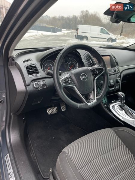 Седан Opel Insignia 2016 в Львове