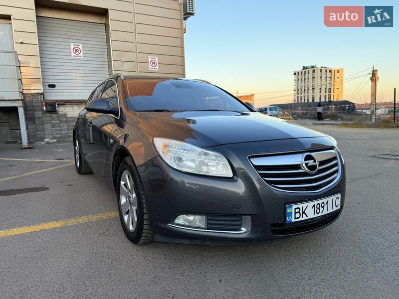 Opel Insignia 2012