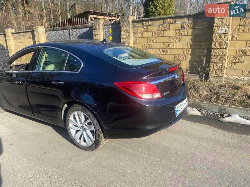 Универсал Opel Insignia 2013 в Луцке