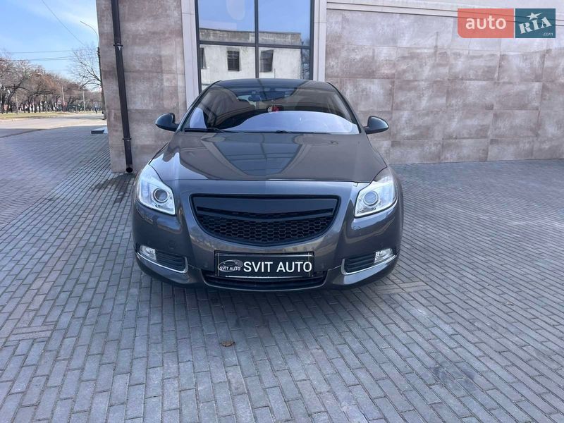 Седан Opel Insignia 2011 в Николаеве