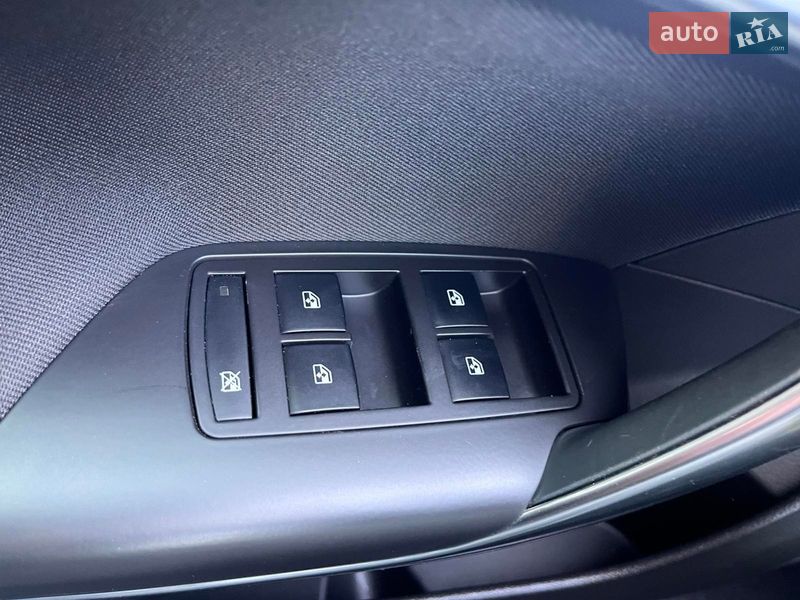 Седан Opel Insignia 2011 в Николаеве