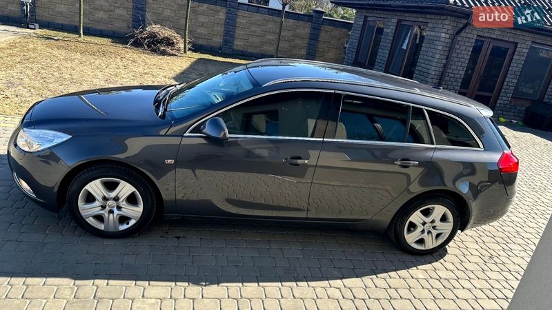 Универсал Opel Insignia 2009 в Луцке