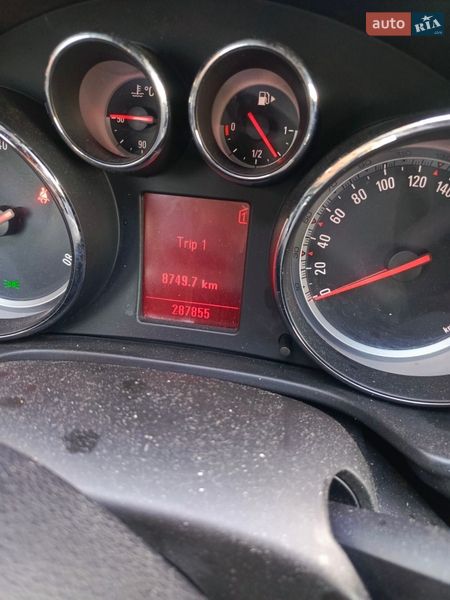 Лифтбек Opel Insignia 2009 в Львове