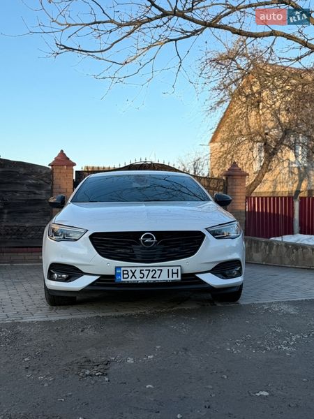 Лифтбек Opel Insignia 2017 в Шепетовке