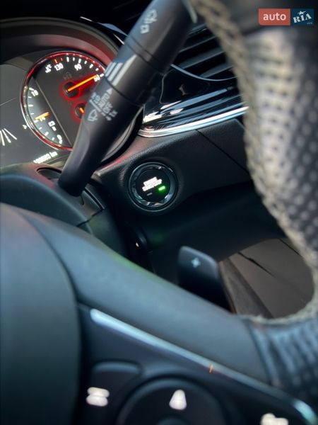 Лифтбек Opel Insignia 2017 в Шепетовке