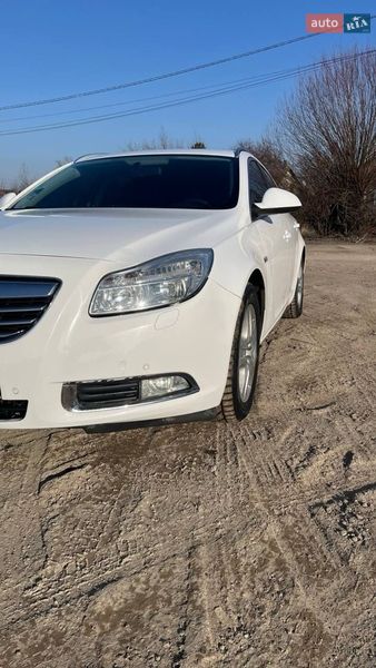 Универсал Opel Insignia 2009 в Львове