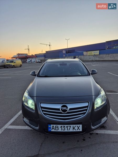 Универсал Opel Insignia 2010 в Виннице