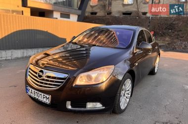 Седан Opel Insignia 2012 в Киеве
