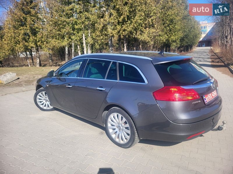 Универсал Opel Insignia 2011 в Луцке