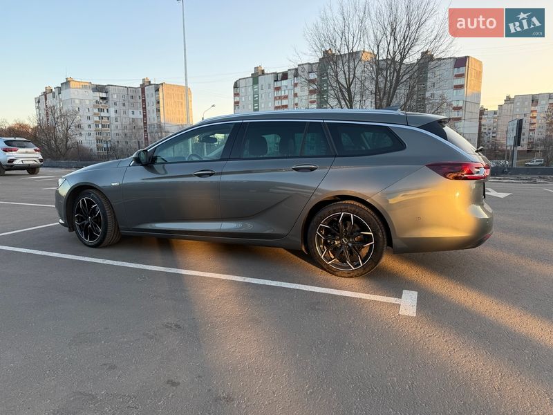 Универсал Opel Insignia 2017 в Чернигове