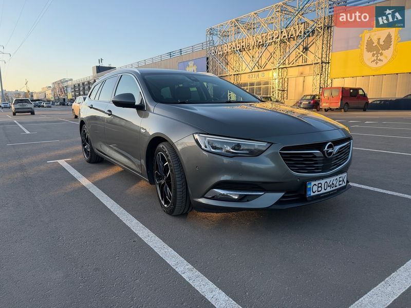 Универсал Opel Insignia 2017 в Чернигове