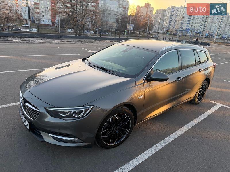 Универсал Opel Insignia 2017 в Чернигове