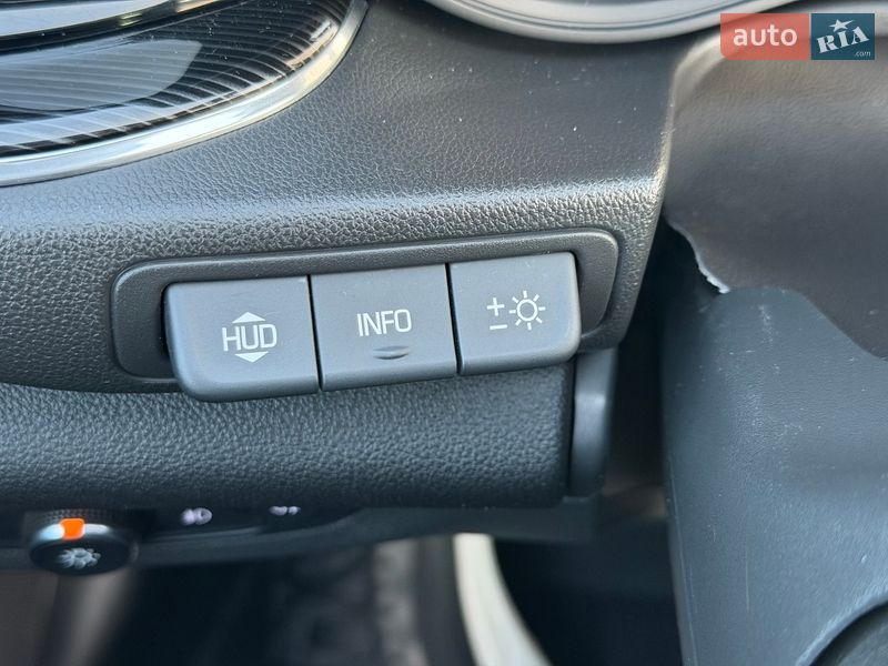 Универсал Opel Insignia 2017 в Чернигове