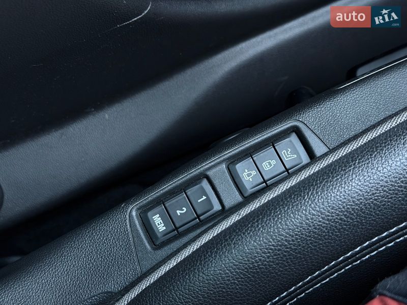 Универсал Opel Insignia 2017 в Чернигове