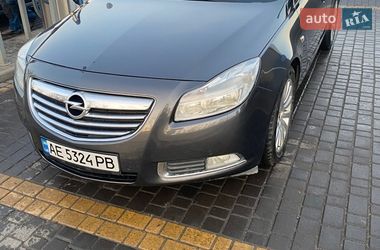Універсал Opel Insignia 2011 в Дніпрі