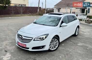 Универсал Opel Insignia 2015 в Киеве