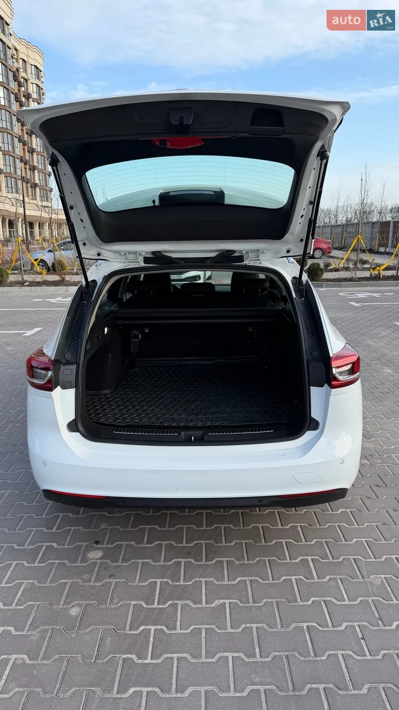 2017 Opel Insignia - мініатюра 7