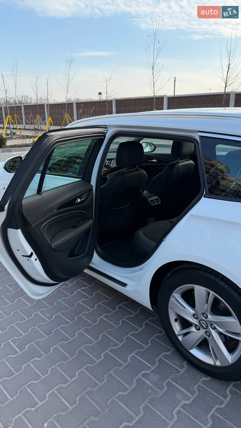2017 Opel Insignia - мініатюра 8