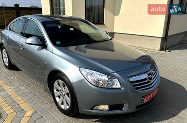 Лифтбек Opel Insignia 2010 в Луцке