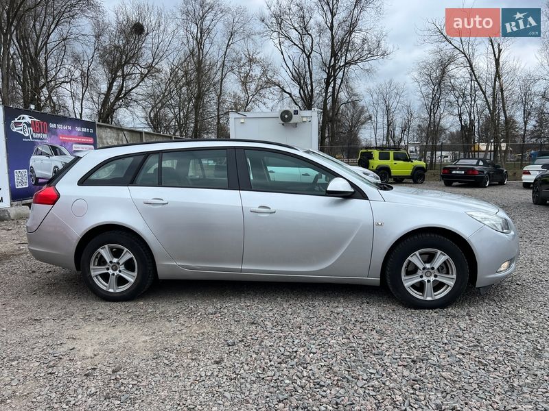 Універсал Opel Insignia 2009 в Черкасах