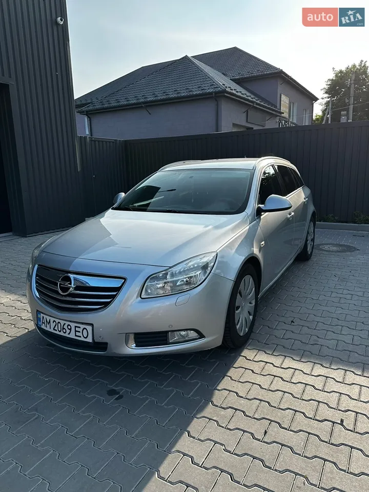 2011 Opel Insignia - мініатюра 13