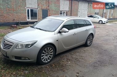Универсал Opel Insignia 2010 в Чернигове