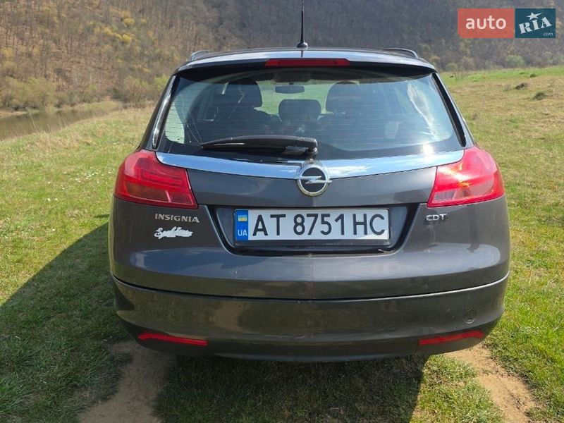 Універсал Opel Insignia 2009 в Івано-Франківську