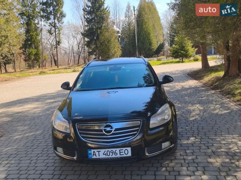 Універсал Opel Insignia 2011 в Рожнятові