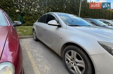 Седан Opel Insignia 2010 в Софиевской Борщаговке