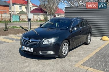 Універсал Opel Insignia 2011 в Миколаєві