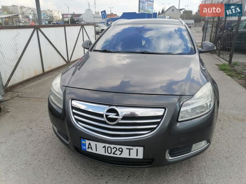 Універсал Opel Insignia 2009 в Києві