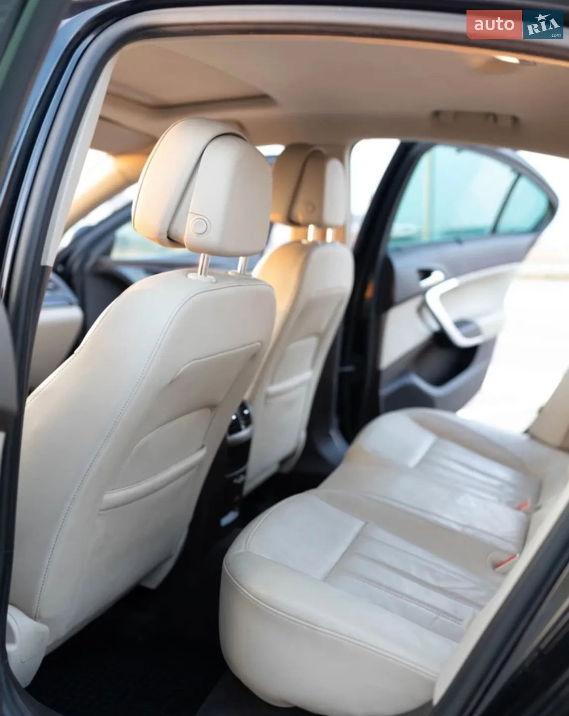 2012 Opel Insignia - мініатюра 4