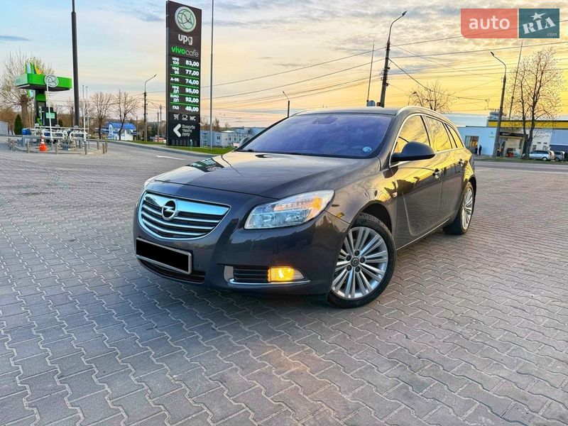 Универсал Opel Insignia 2013 в Тернополе