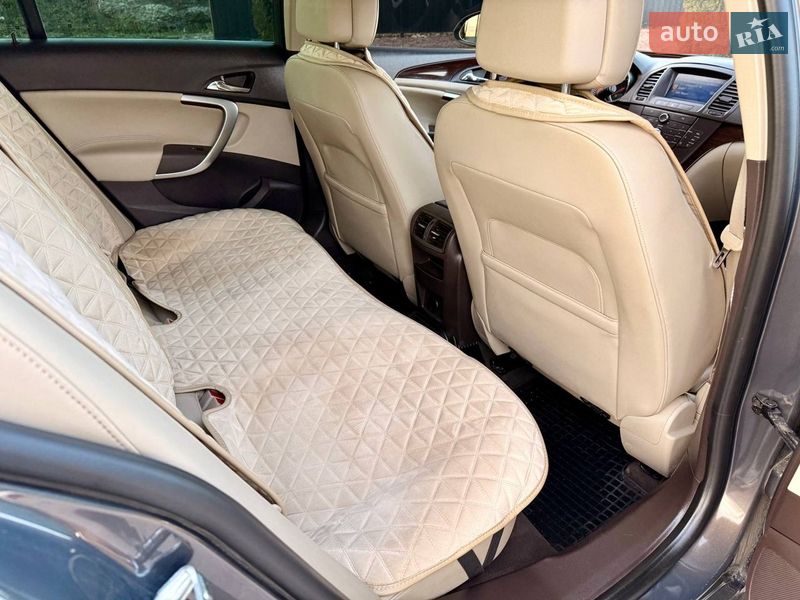 Универсал Opel Insignia 2013 в Тернополе