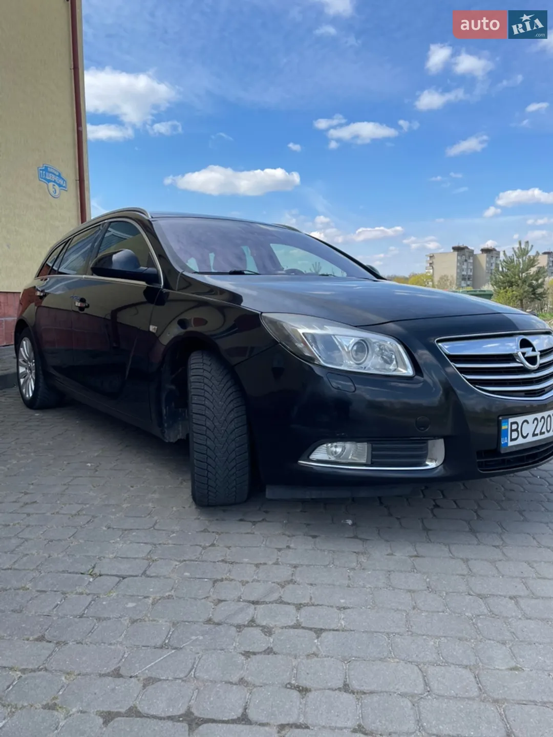 2010 Opel Insignia - мініатюра 4