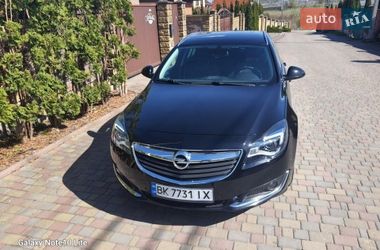 Универсал Opel Insignia 2017 в Ровно