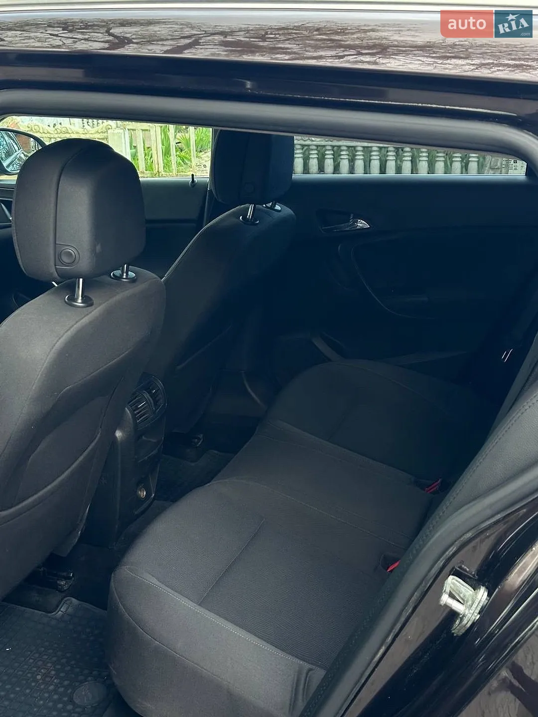 2012 Opel Insignia - мініатюра 15