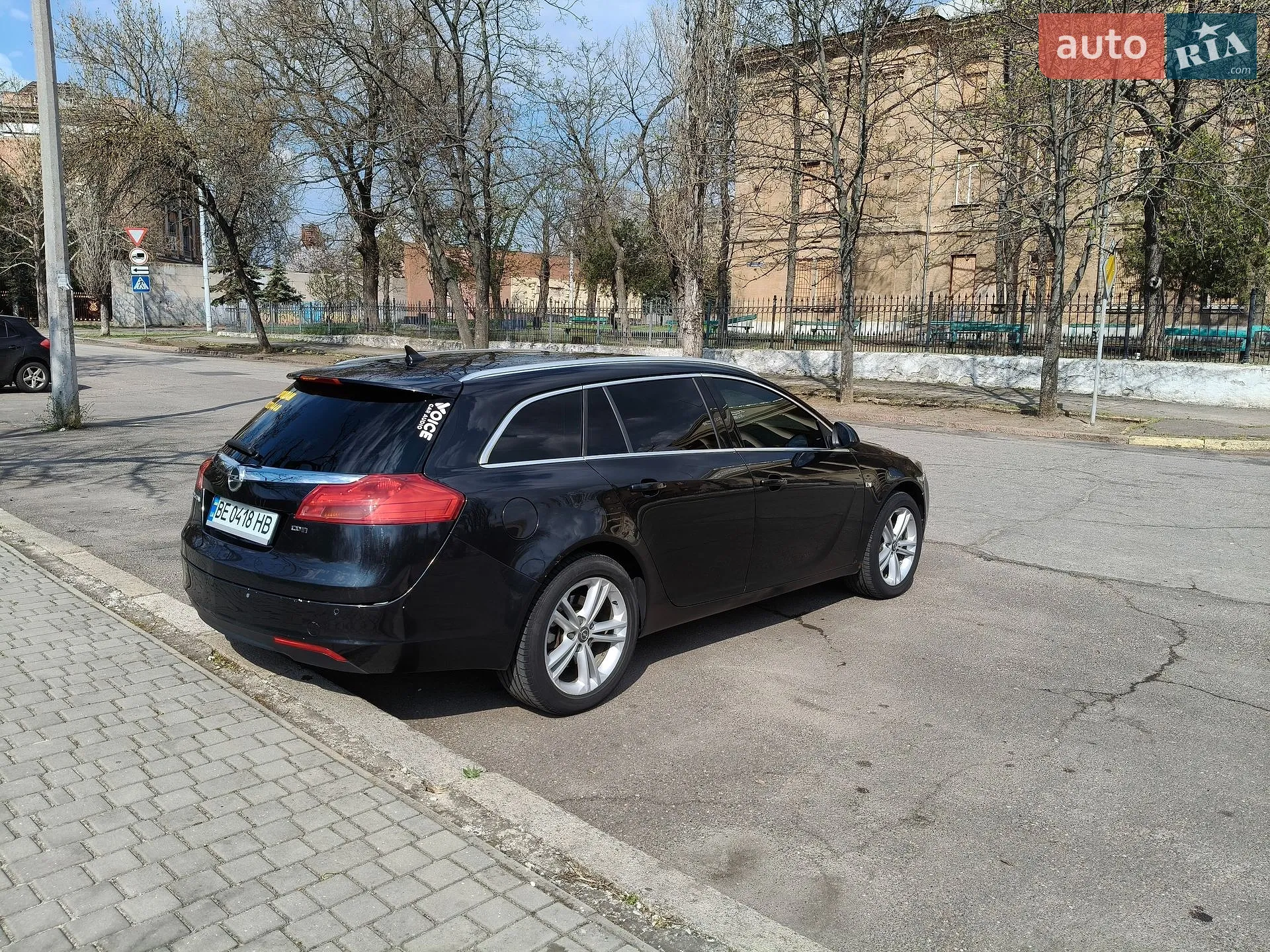 2010 Opel Insignia - мініатюра 5