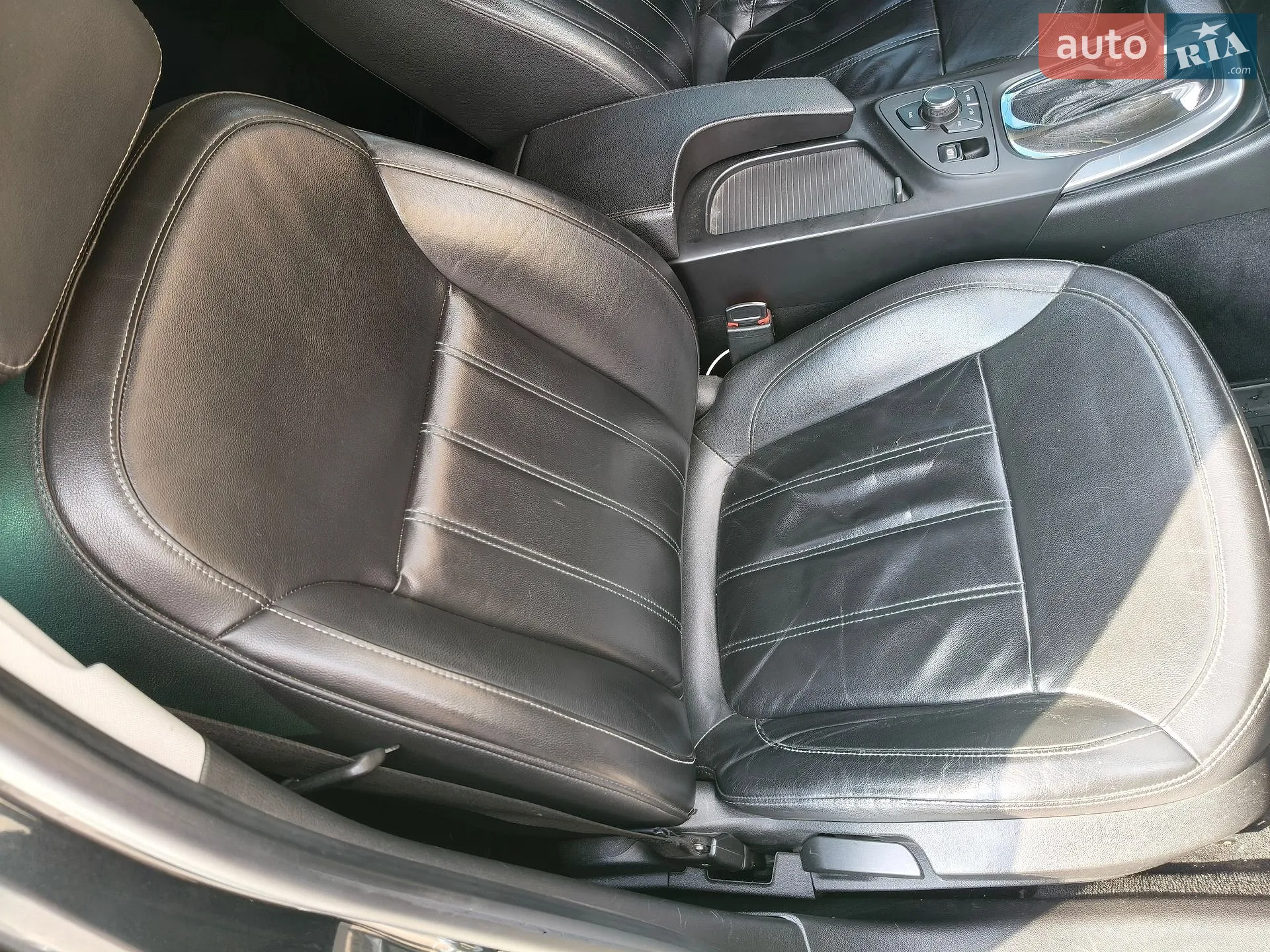 2010 Opel Insignia - мініатюра 15