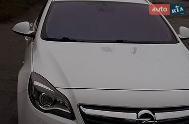 Универсал Opel Insignia 2014 в Ромнах