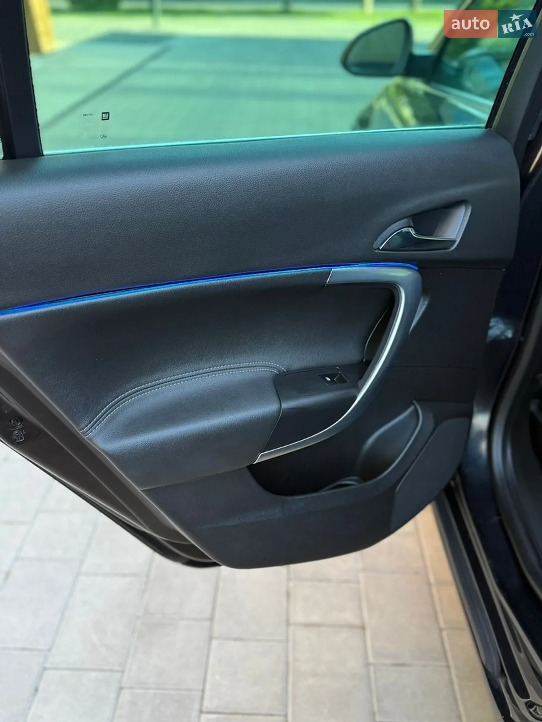 2010 Opel Insignia - мініатюра 27