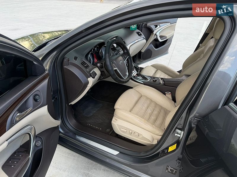 Универсал Opel Insignia 2012 в Звягеле