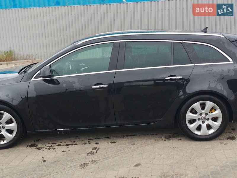 Универсал Opel Insignia 2010 в Лиманском