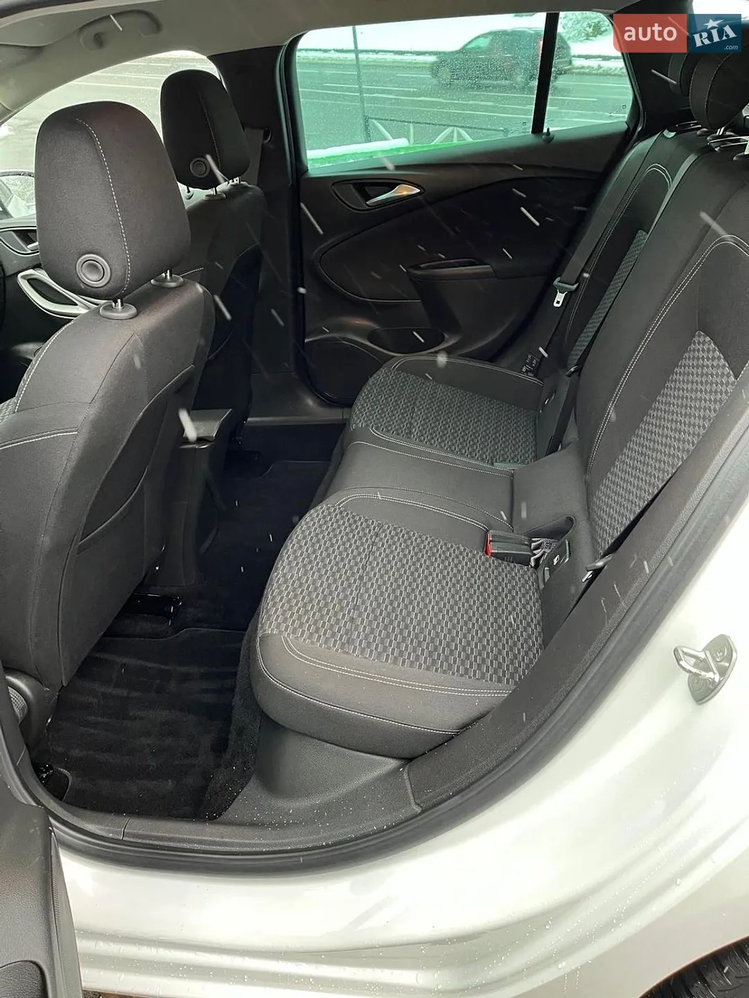 2019 Opel Insignia - мініатюра 9