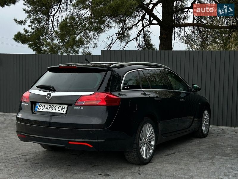 Универсал Opel Insignia 2011 в Кременце