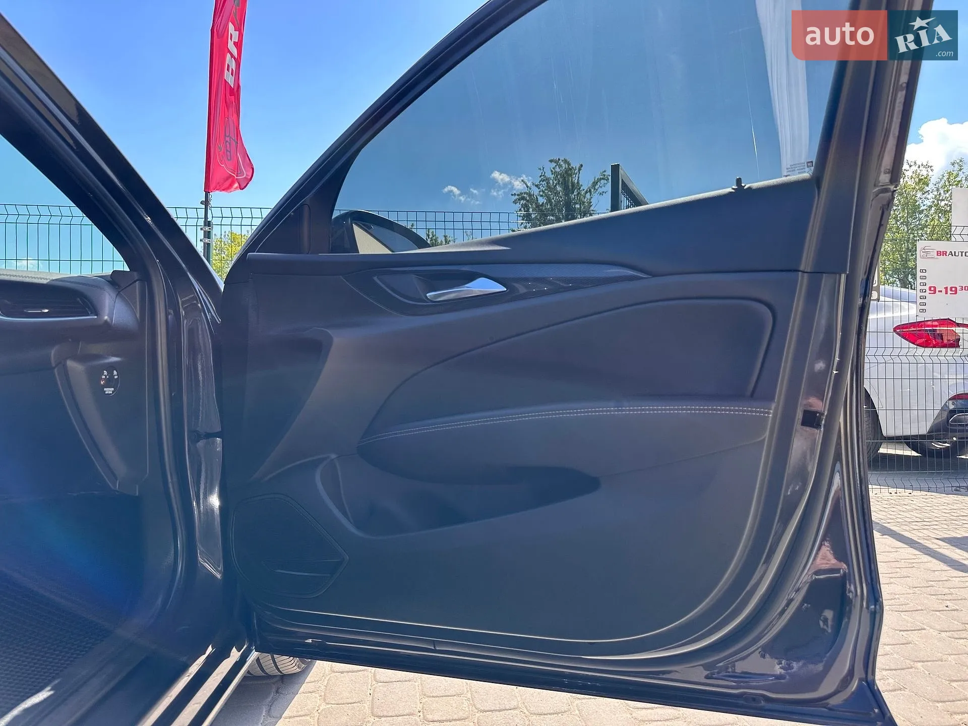 2022 Opel Insignia - мініатюра 35