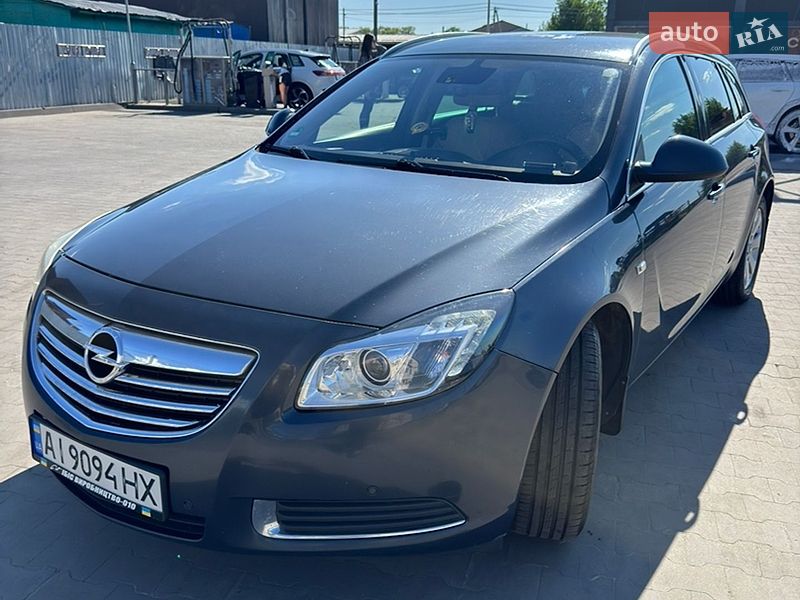 Універсал Opel Insignia 2009 в Києві